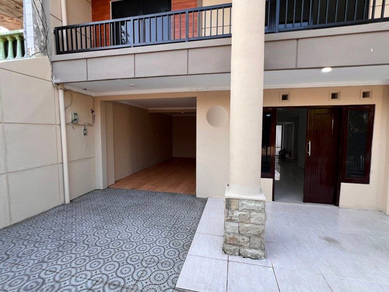 DIJUAL RUMAH MINIMALIS READY USE – RUNGKUT HARAPAN (Samping MERR) — Foto 2
